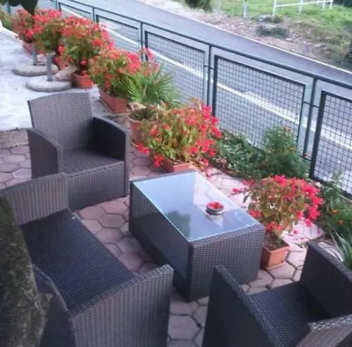 Apartmants Jusic דירה אופטיה